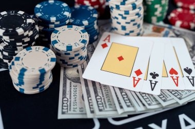 Dragon Tiger live dealer card reveal on mulia77 mobile app