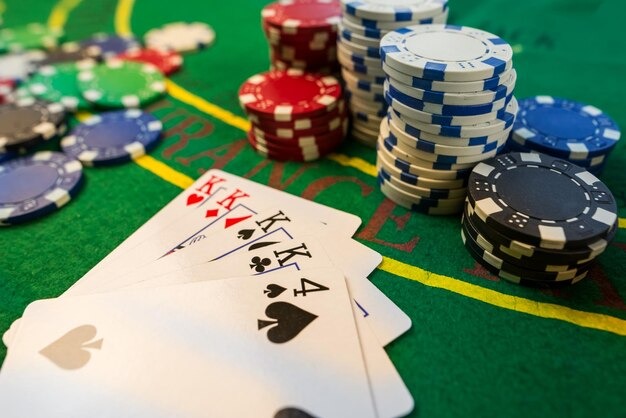 Live roulette table with professional dealer at mulia77 studio